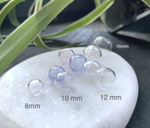 Bransoletka z sierścią pupila w szklanej kuli i srebrnym sercem z grawerem