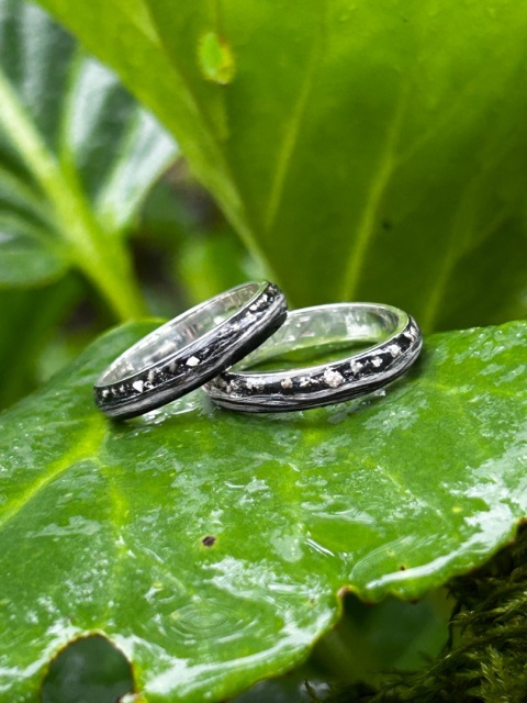 komplet obrączek z pamiątką po pupilu - biżuteria pamiątkowa