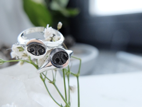 Pierścionek z odbiciem łapki/noska